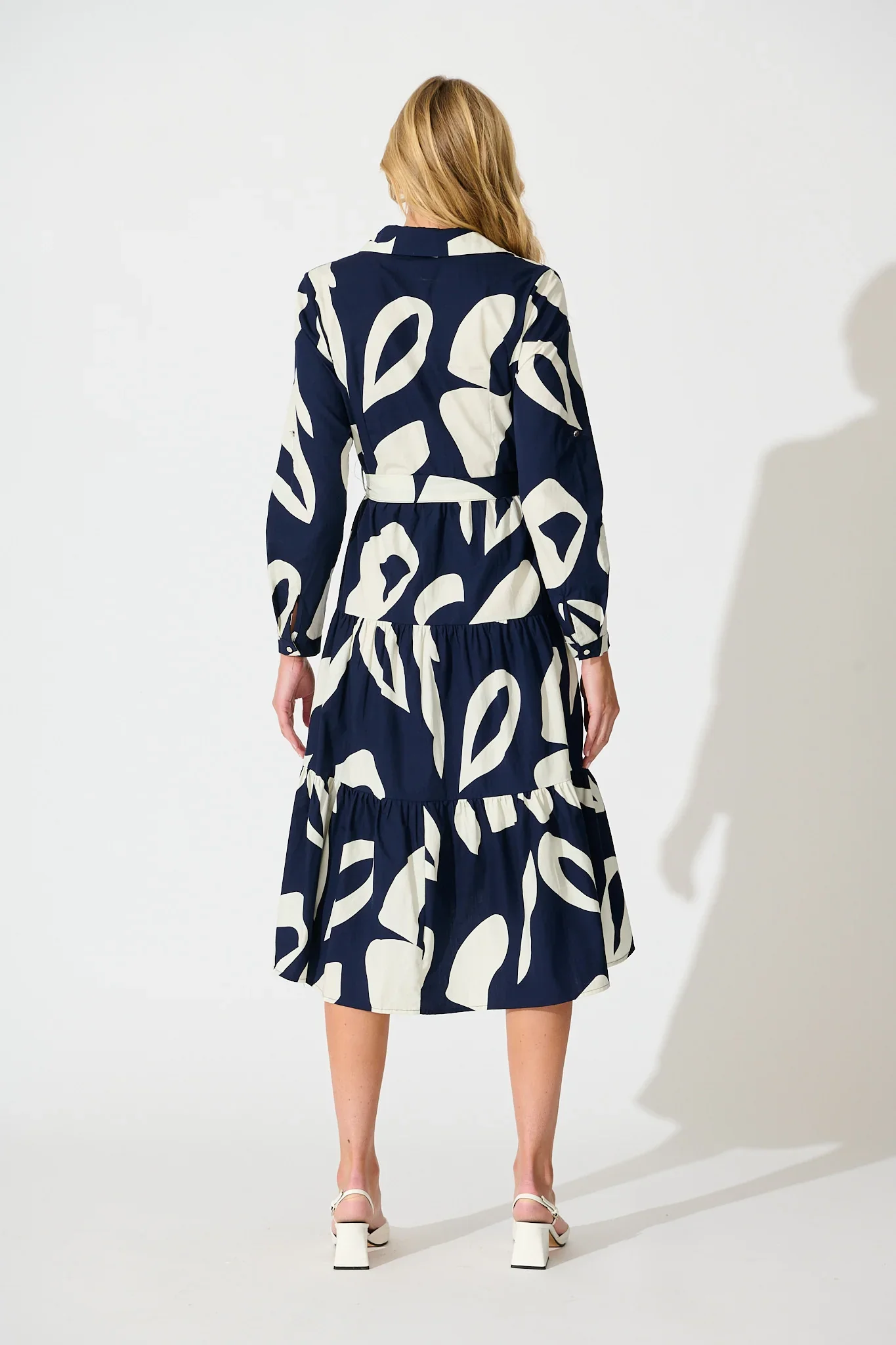 Endless Wishes Midi Navy White – Bild 4